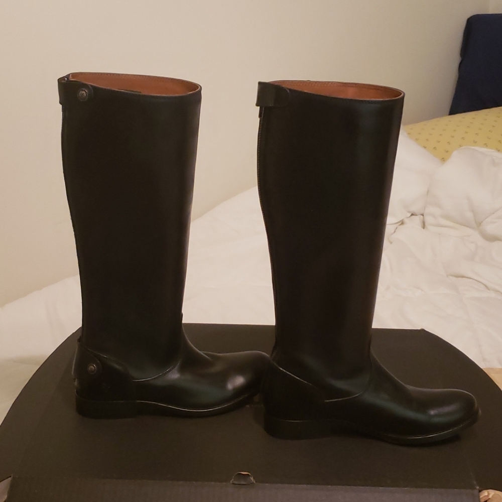 Frye Melissa Button Back Zip Boots - Picture 2 of 8